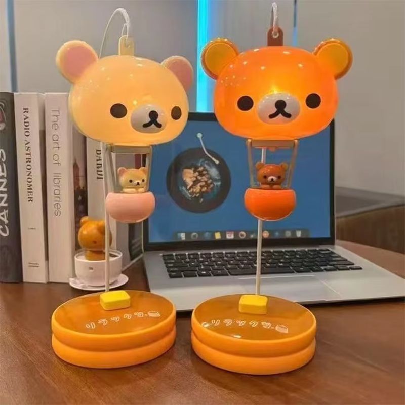 Desk Setup At Home - ริลัคคุมะ หมีน่ารักโคมไฟตั้งโต๊ะ โคมไฟกลางคืนสำหรับนอนหลับ ของตกแต่งสร้างสรรค์สำหรับบ้าน ห้องนอน ห้องทำงาน